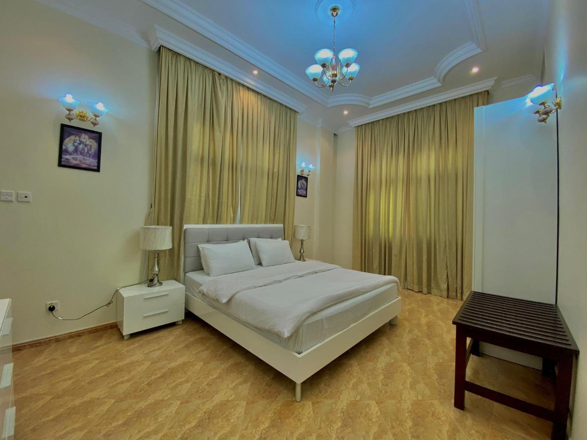 Al Misrea Tower Apartment Manama Exterior photo